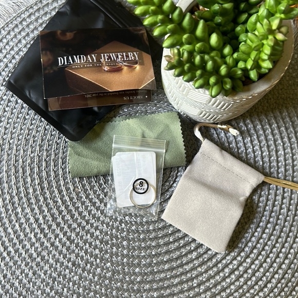 Amazon Jewelry - 925 Sterling Sliver Ring